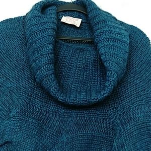 Nardi & Taliaferri Turtleneck Poncho Teal One Size